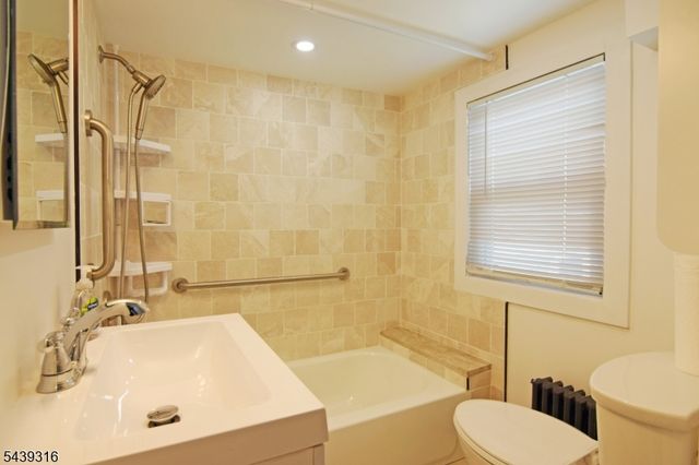 19 West St, Bernardsville Boro, NJ 07924