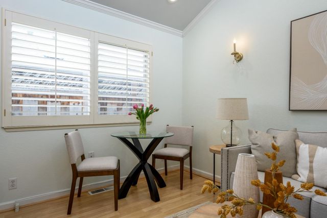 431 Upton Street, Redwood City, CA 94062
