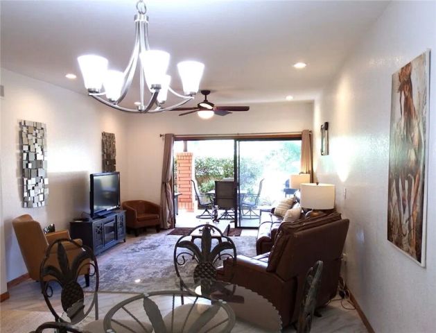 2345 Cherokee Way 148, Palm Springs, CA 92264