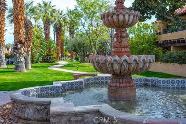2345 Cherokee Way 148, Palm Springs, CA 92264