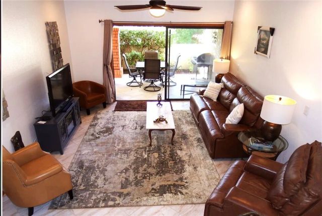 2345 Cherokee Way 148, Palm Springs, CA 92264