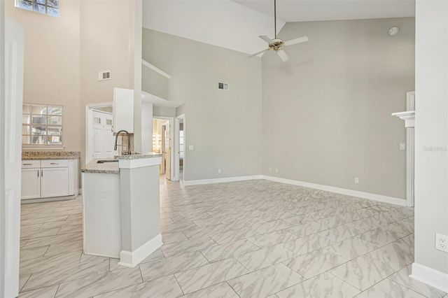 1486 FARRINDON CIRCLE, Lake Mary, FL 32746