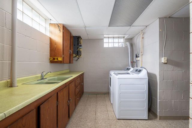 341 5th AVENUE N, Onalaska, WI 54650