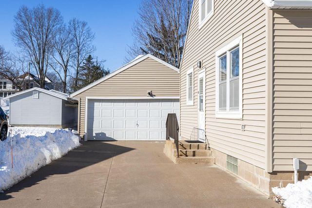 341 5th AVENUE N, Onalaska, WI 54650