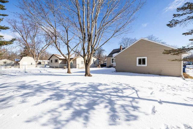 341 5th AVENUE N, Onalaska, WI 54650