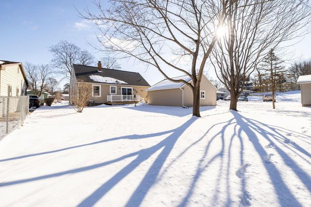 341 5th AVENUE N, Onalaska, WI 54650