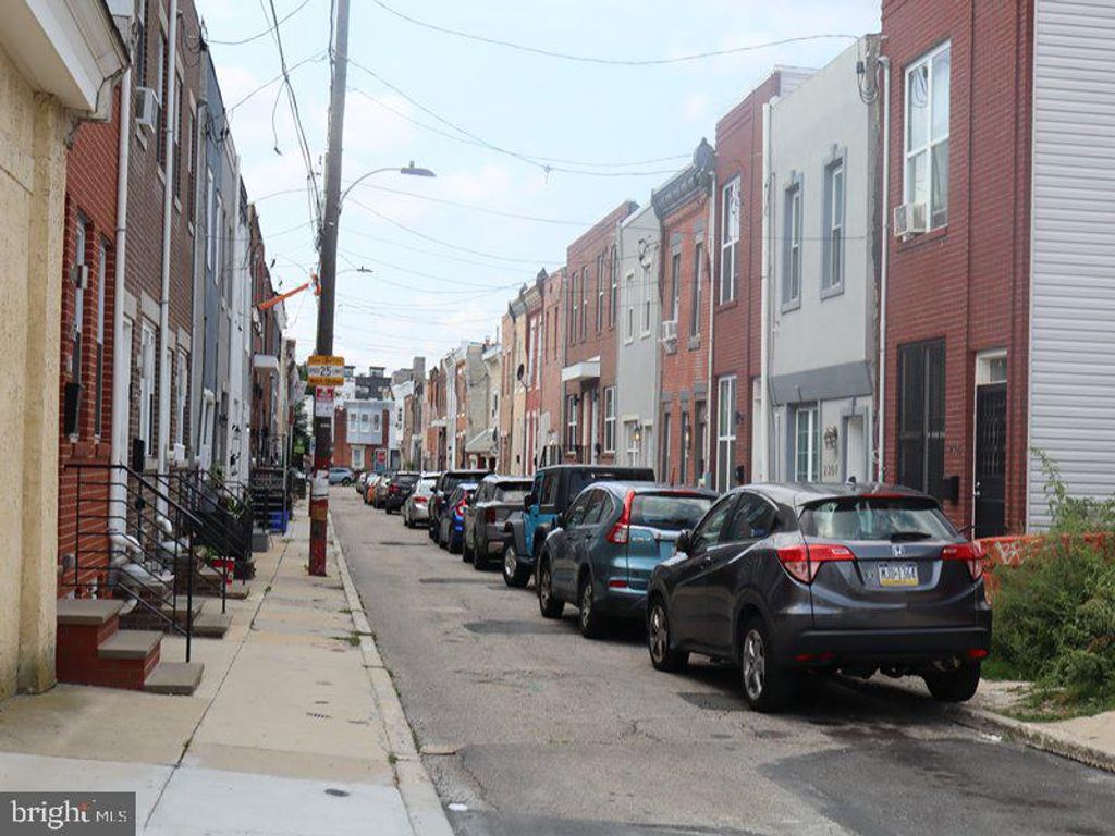 2319 GREENWICH ST, PHILADELPHIA, PA 19146 — photo 3