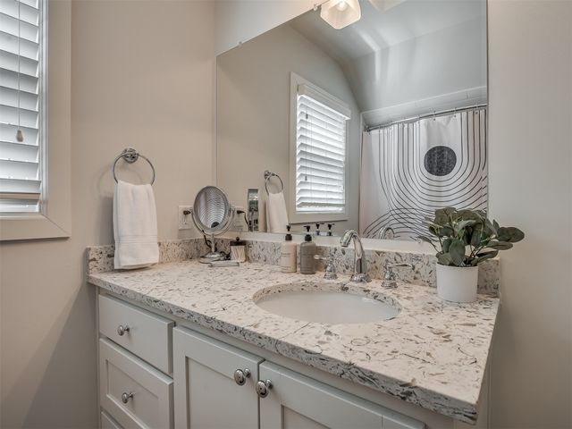 4041 S Birmingham Avenue, Tulsa, OK 74105