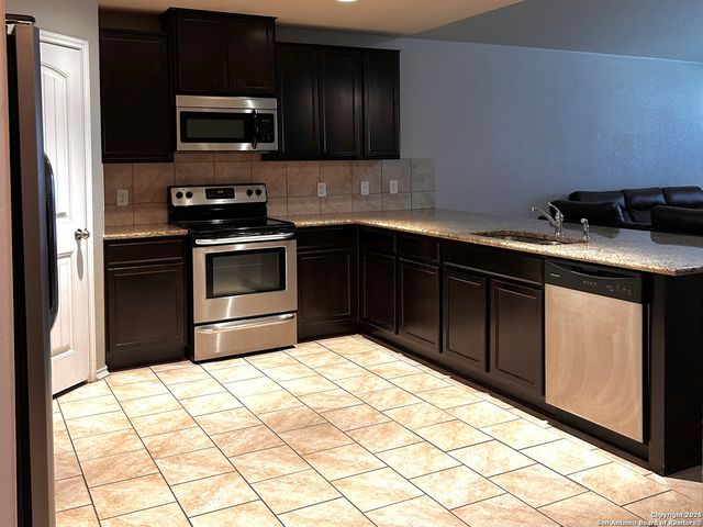 3915 Goliad Ford, San Antonio, TX 78222