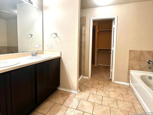 3915 Goliad Ford, San Antonio, TX 78222