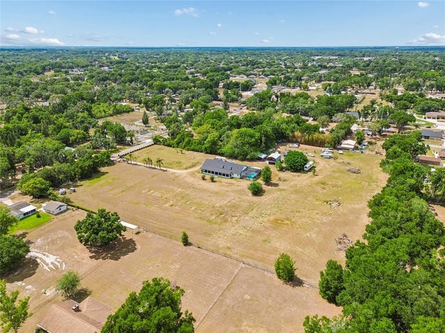 PEARSON ROAD, Valrico, FL 33596