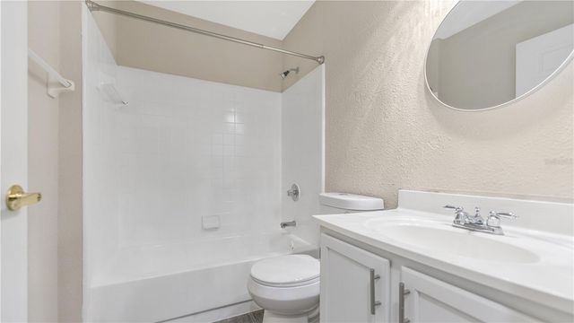 617 APPLEGATE TERRACE, Deltona, FL 32725