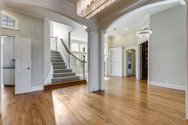 2805 Red Oak Court E, Colleyville, TX 76034