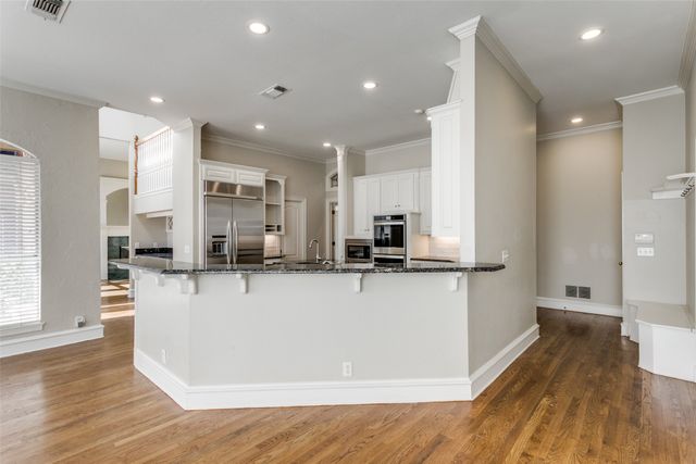 2805 Red Oak Court E, Colleyville, TX 76034