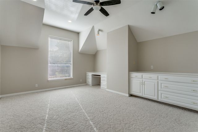 2805 Red Oak Court E, Colleyville, TX 76034