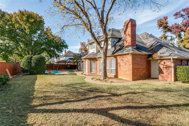 2805 Red Oak Court E, Colleyville, TX 76034