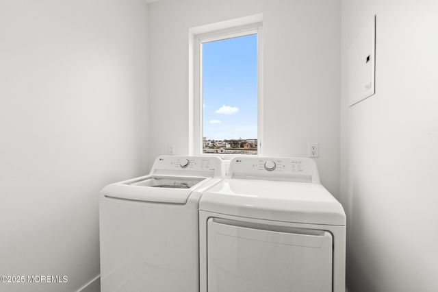 9 South Street, Sea Bright, NJ 07760