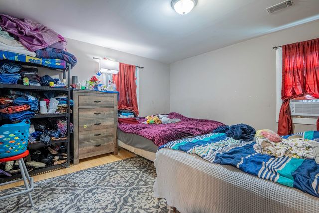 2110 E 18th Street, Chattanooga, TN 37404