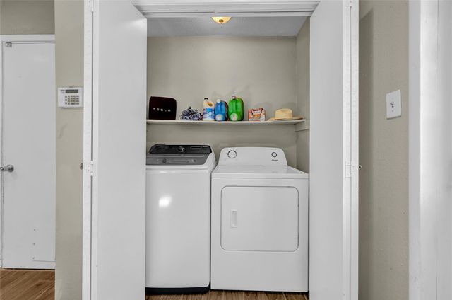 19327 Cypress Harbor Drive, Katy, TX 77449