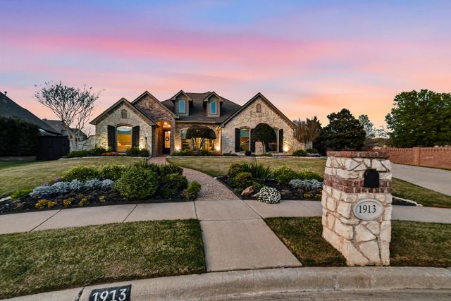 1913 Silkwood Court, Keller, TX 76248