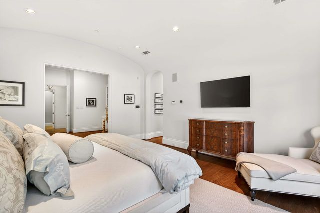 5543 Edlen Drive, Dallas, TX 75220