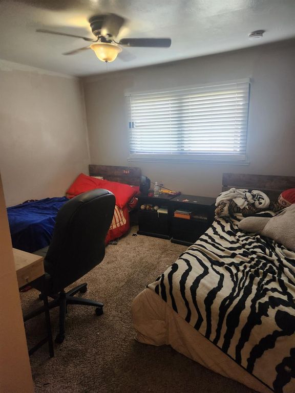 Image 2 of property listing at 4342 E Donner Avenue, Fresno, CA 93726