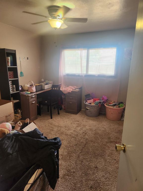 Image 4 of property listing at 4342 E Donner Avenue, Fresno, CA 93726