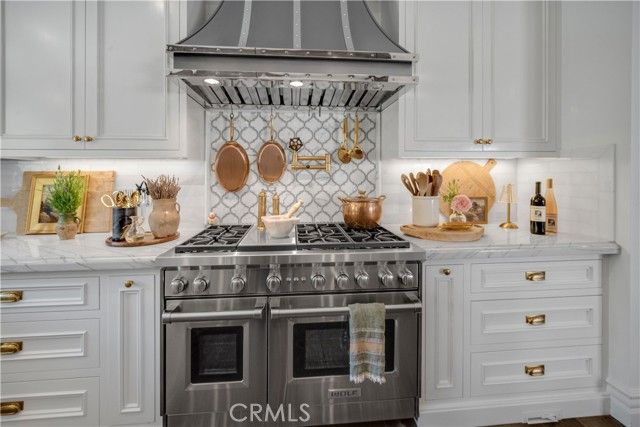 5558 Hoback Glen Road, Hidden Hills, CA 91302