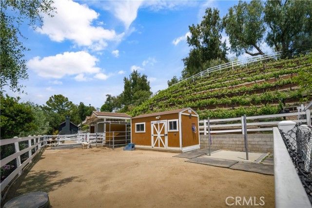 5558 Hoback Glen Road, Hidden Hills, CA 91302