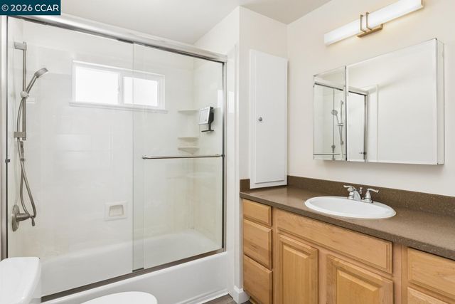 126 Ascot Ct B, Moraga, CA 94556
