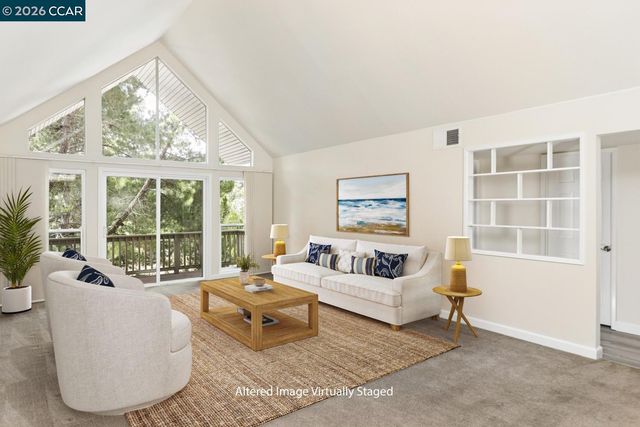 126 Ascot Ct B, Moraga, CA 94556