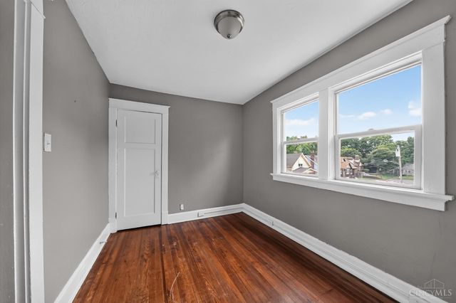 3223 Montana Avenue, Cincinnati, OH 45211