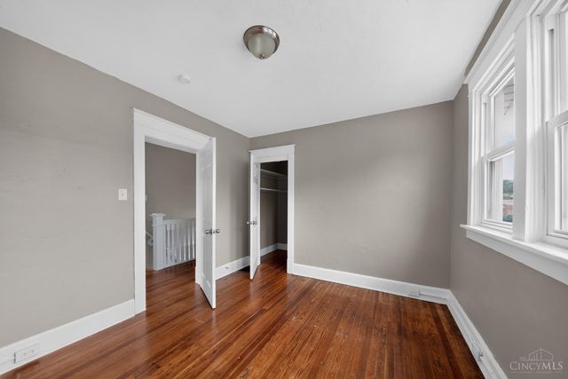 3223 Montana Avenue, Cincinnati, OH 45211
