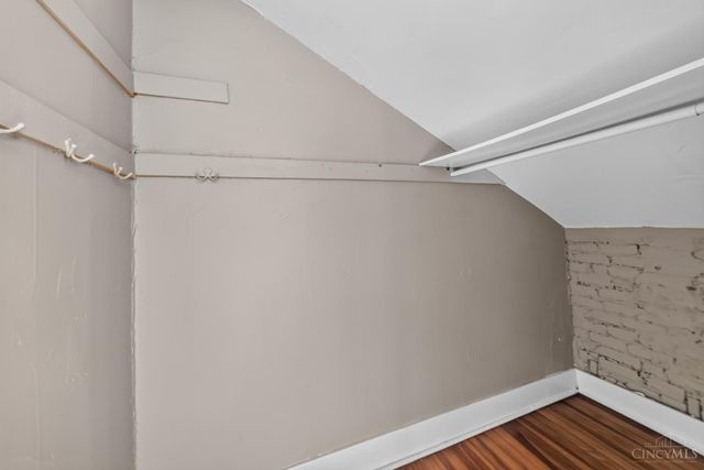 3223 Montana Avenue, Cincinnati, OH 45211