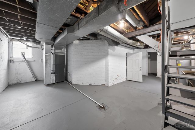 3223 Montana Avenue, Cincinnati, OH 45211