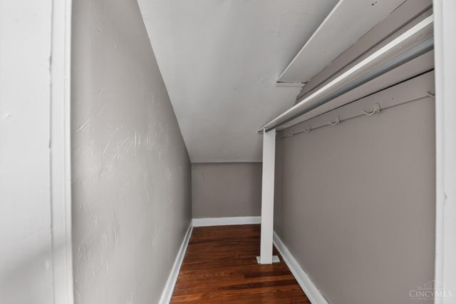 3223 Montana Avenue, Cincinnati, OH 45211