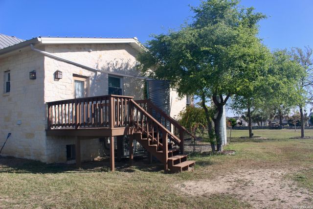 1440 W Klein RD, New Braunfels, TX 78130