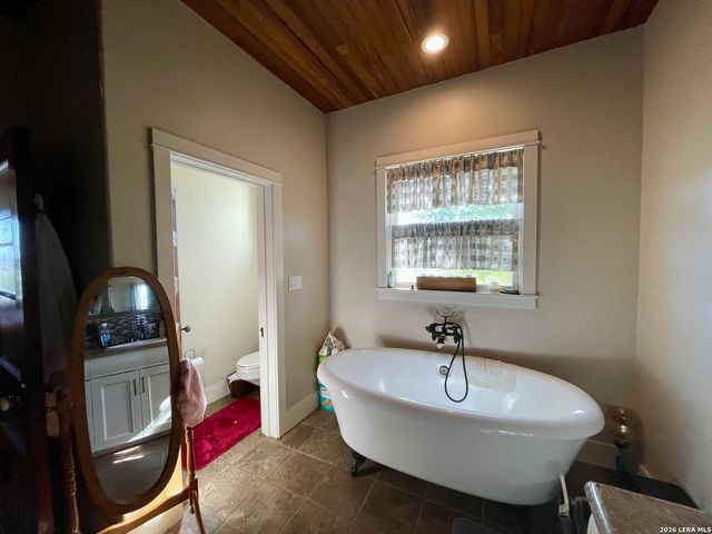 1440 W Klein RD, New Braunfels, TX 78130