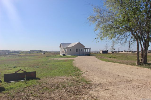 1440 W Klein RD, New Braunfels, TX 78130