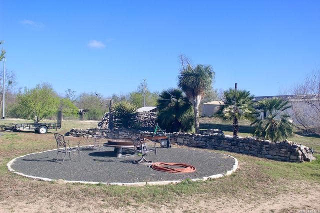 1440 W Klein RD, New Braunfels, TX 78130