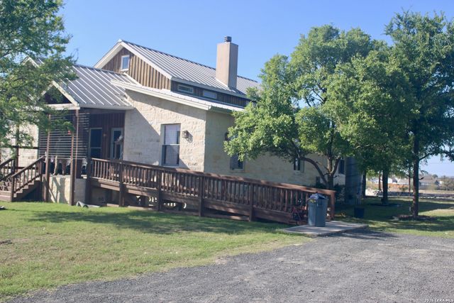 1440 W Klein RD, New Braunfels, TX 78130