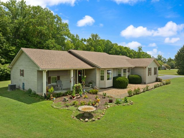 11 Cole Lane, Jamestown, KY 42629