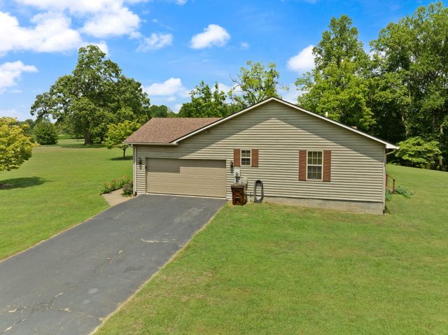 11 Cole Lane, Jamestown, KY 42629