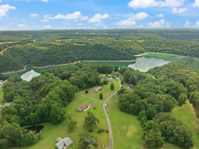 11 Cole Lane, Jamestown, KY 42629