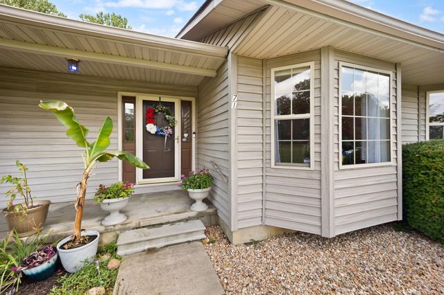 11 Cole Lane, Jamestown, KY 42629