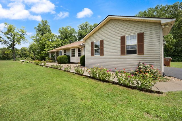 11 Cole Lane, Jamestown, KY 42629