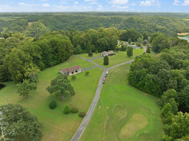 11 Cole Lane, Jamestown, KY 42629