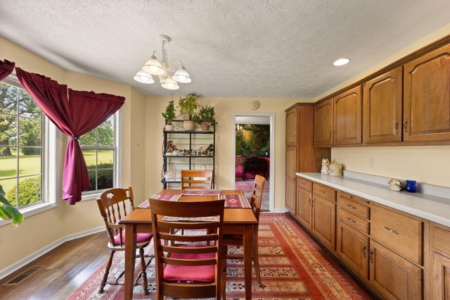 11 Cole Lane, Jamestown, KY 42629