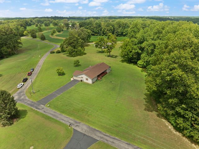 11 Cole Lane, Jamestown, KY 42629