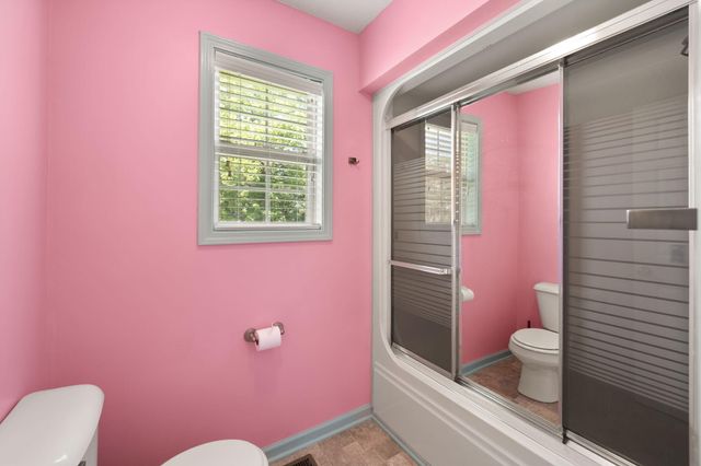 11 Cole Lane, Jamestown, KY 42629